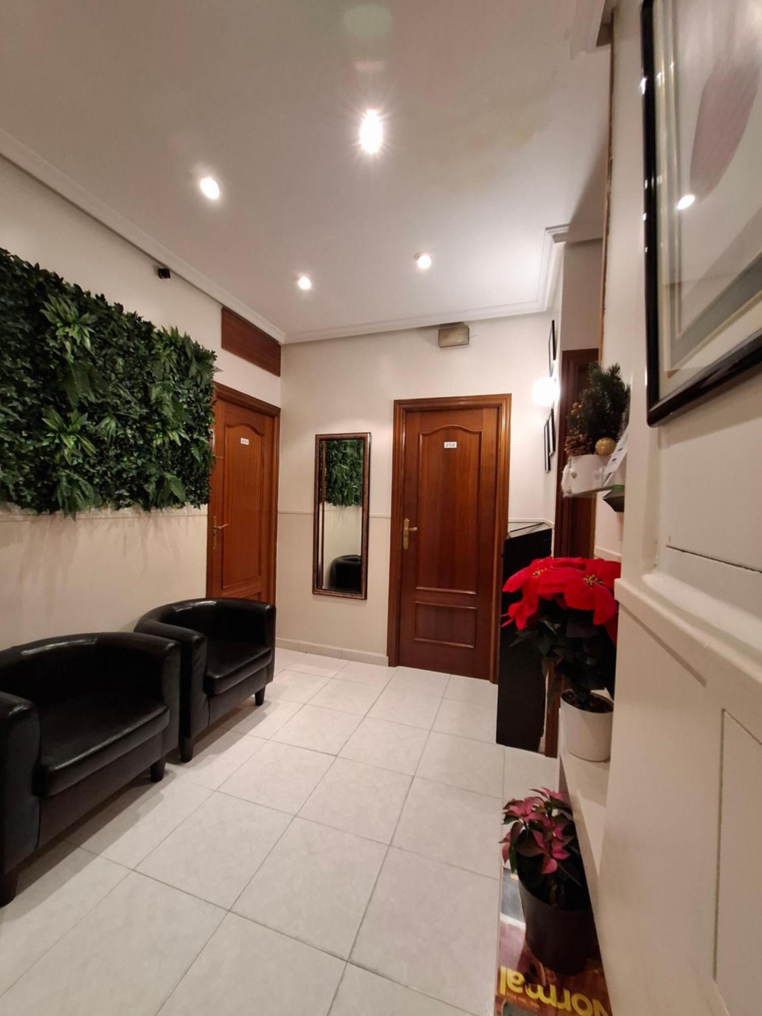 Hostal Villamanez Madrid Exterior foto